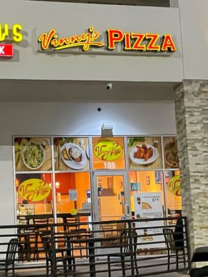 Vinny's Pizza by null