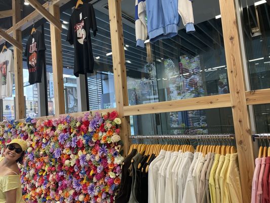 BLUE USED Vintage Clothing ROOM by null