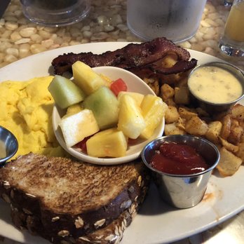 Daily Dose Old Town Bar & Grill - Breakfast & Brunch Near Me - Scottsdale, Arizona