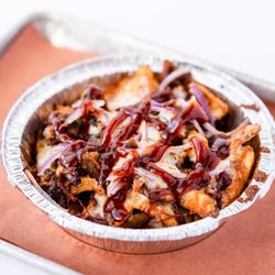 Smulligan's Pizza & BBQ - Brisket nachos with potato dippers as chips