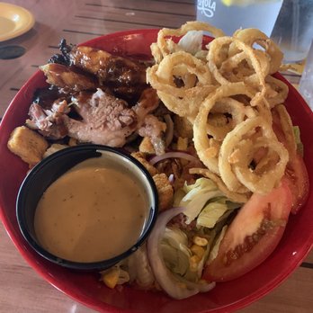 Billy Joe's Ribworks - Ribworks Smoke House Salad with sliced beef brisket - Barbeque Near Me - Newburgh, New York