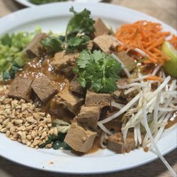 Peanut noodles