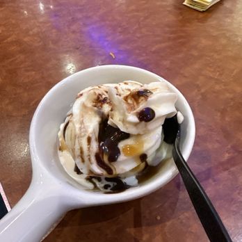 Sizzler - Vanilla ice cream with toppings - Seafood Near Me - Manteca, California Sizzler - Vanilla ice cream with toppings - Seafood Near Me - Manteca, California