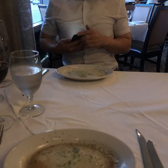 Ruth's Chris Steak House - Plates to share - Steakhouses Near Me - Pasadena, California