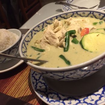 President Thai - Green curry with chicken (12.95) - Thai Near Me - Pasadena, California President Thai - Green curry with chicken (12.95) - Thai Near Me - Pasadena, California