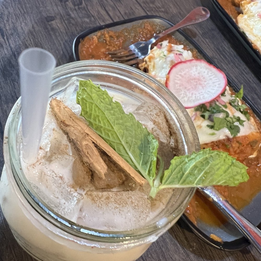 La Chingona - Horchata with stick of cinnamon and mint leaves - Mexican Near Me - Seattle, Washington La Chingona - Horchata with stick of cinnamon and mint leaves - Mexican Near Me - Seattle, Washington