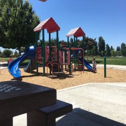 Ustach Park