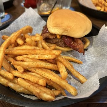 Beffa's Bar & Restaurant - Pub Smash Burger with Bacon and Fries - Sports Bars Near Me - St. Louis, Missouri Beffa's Bar & Restaurant - Pub Smash Burger with Bacon and Fries - Sports Bars Near Me - St. Louis, Missouri