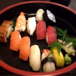 Japansk Restaurant Sukiyaki - Sushi set