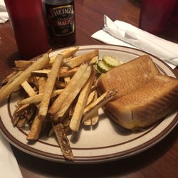 Deck Lounge - Grilled cheese and fries