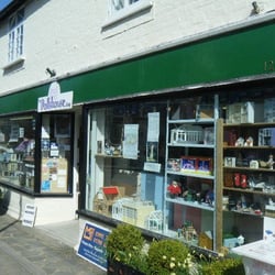 The Dollshouse Shop