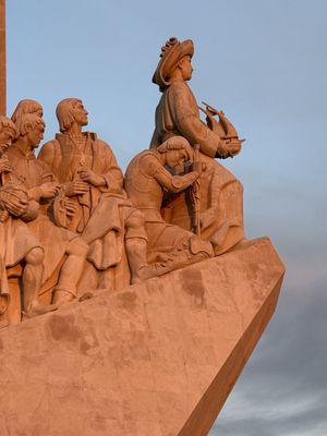 Monument to the Discoveries by null