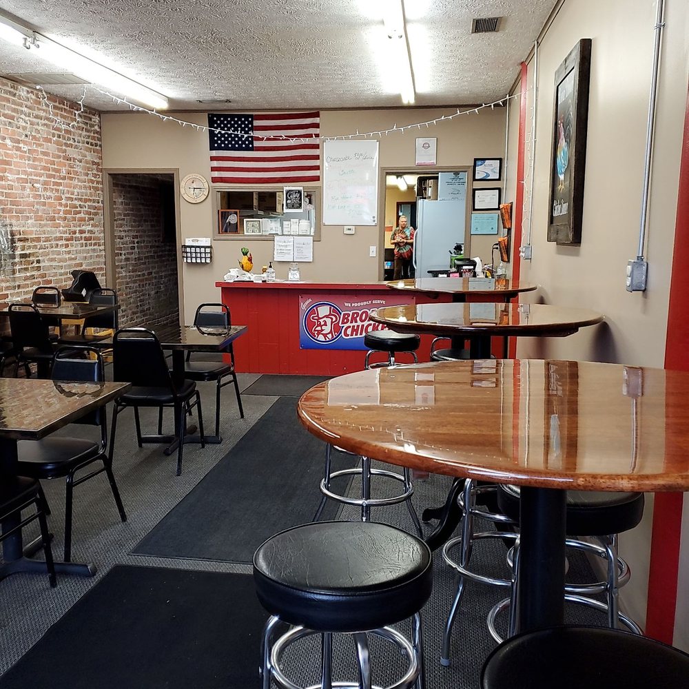 Redbone's - Looking toward the front counter from the front door - Pizza Near Me - Knightstown, Indiana Redbone's - Looking toward the front counter from the front door - Pizza Near Me - Knightstown, Indiana