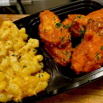 Lloyds Upscale Street Food - chicken wings, macaroni and cheese - American Near Me - Chicago, Illinois Lloyds Upscale Street Food - chicken wings, macaroni and cheese - American Near Me - Chicago, Illinois