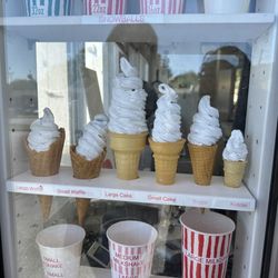 Cindy's Soft Serve