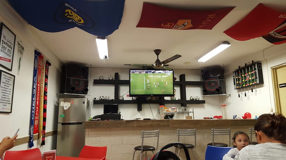 Las Futboleras
