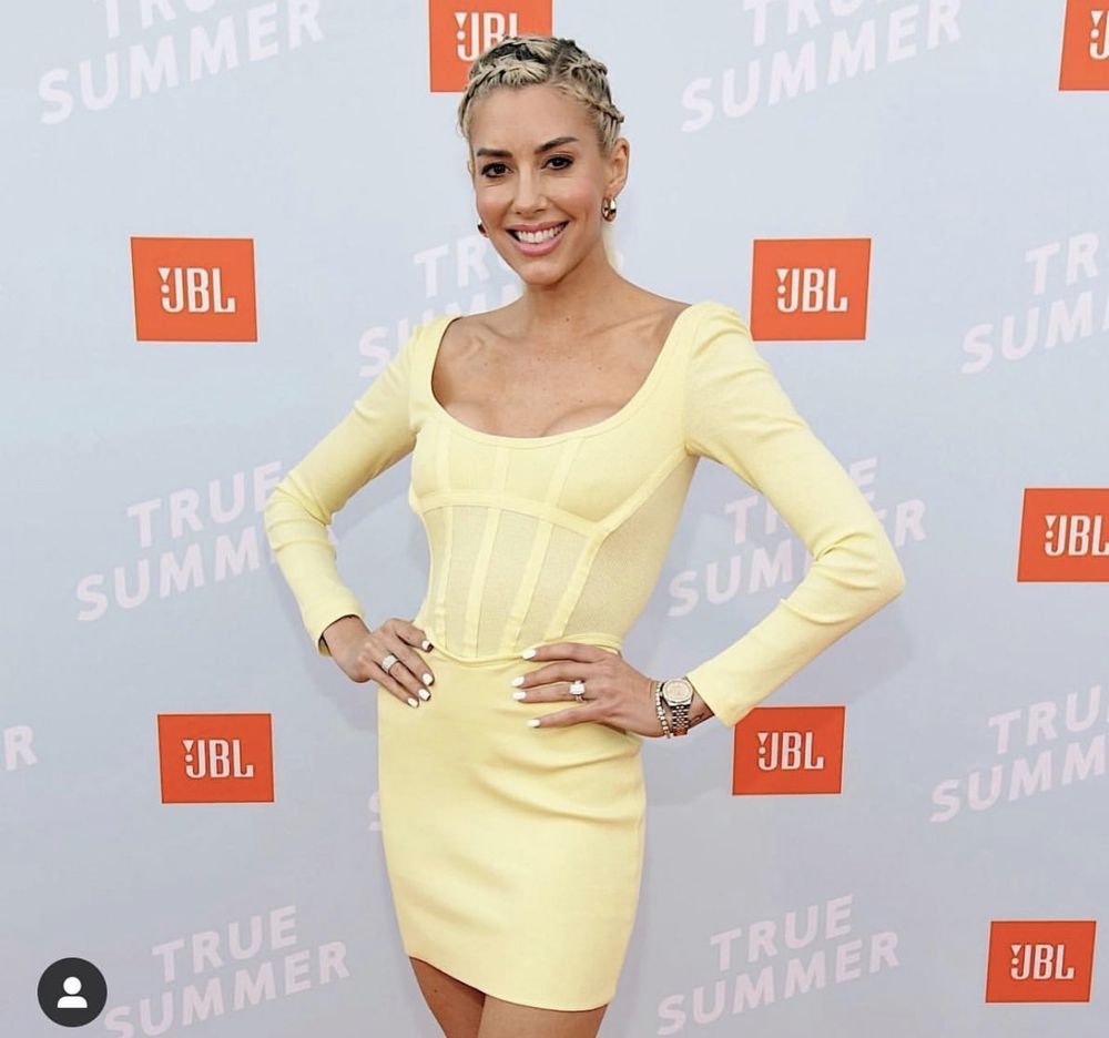 Glow Up Mobile Tanning Logo