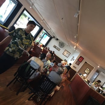 Eggs 'n Things - Waikiki Beach Eggspress - Breakfast & Brunch Near Me - Honolulu, Hawaii