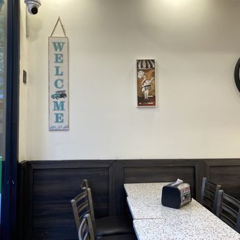 La Vita Pizza - 10/19/22 - Pizza Near Me - New York, New York La Vita Pizza - 10/19/22 - Pizza Near Me - New York, New York