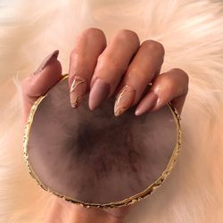 Ongles Lea-May