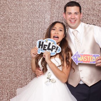 Bigfoot Photobooths - Photo Booth Rentals Near Me