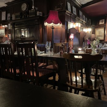 Ship Tavern - The Oak Room - Pubs Near Me - London, XGL Ship Tavern - The Oak Room - Pubs Near Me - London, XGL