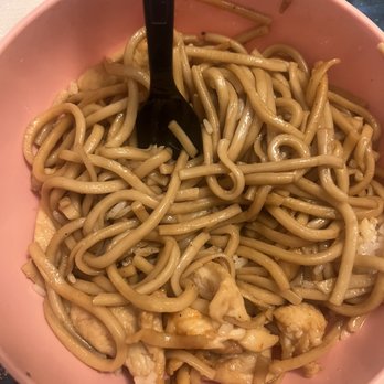 Monark Asian Bistro - Lo mein - Chinese Near Me - Riverside, California Monark Asian Bistro - Lo mein - Chinese Near Me - Riverside, California
