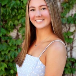 Sunless Envy Mobile Tan - 2025 Senior Picture