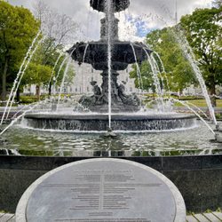 Fontaine de Tourny - Tony Fountain Quebec City_Yelp_Sanju-10