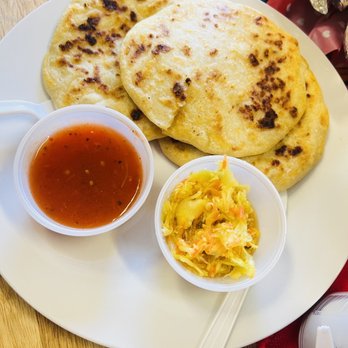 Mi Sabor Latino - Pupusas chicken and cheese - Mexican Near Me - East Rutherford, New Jersey Mi Sabor Latino - Pupusas chicken and cheese - Mexican Near Me - East Rutherford, New Jersey