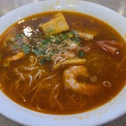 Pho 78 Vietnamese Restaurant - Bun Rieu: crab based noodle soup with crab-meat-cake, shrimp, & tomato