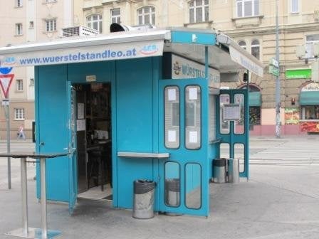 Leo's Sausage Stand by null