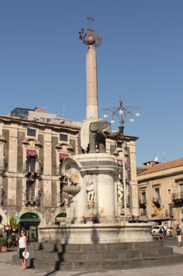 Fontana dell'Elefante (uʻ Liotru) by null
