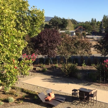 Casa Bella - View from balcony 2 (bocci court) - Bed & Breakfast Near Me - Kenwood, California