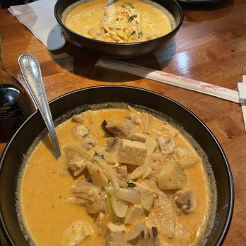 Sukhothai - Pad ped chicken and steamed tofu - Thai Near Me - Rochester Hills, Michigan Sukhothai - Pad ped chicken and steamed tofu - Thai Near Me - Rochester Hills, Michigan