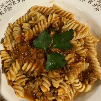 La Foglia - Ragú carne con gluten free fusili - Trattorie Near Me - Siracusa, SR La Foglia - Ragú carne con gluten free fusili - Trattorie Near Me - Siracusa, SR