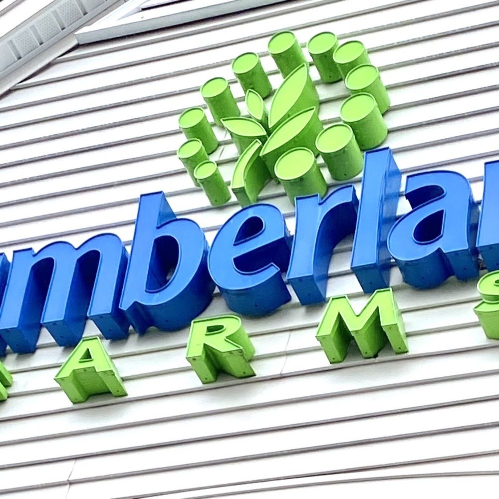Cumberland Farms - Sign outside - Gas Stations Near Me - RIVERSIDE, Rhode Island