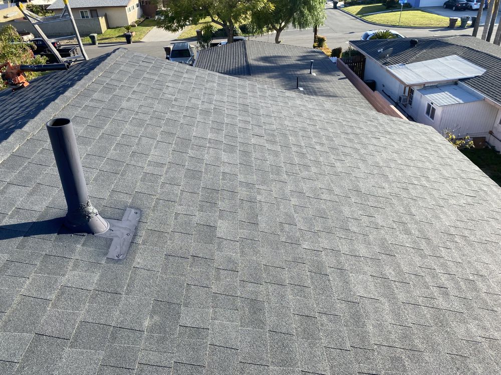 Slide of Aal's Roofing