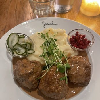Stockholms Gästabud - Gästabuds kottbullar - Scandinavian Near Me - Gamla stan, Alberta