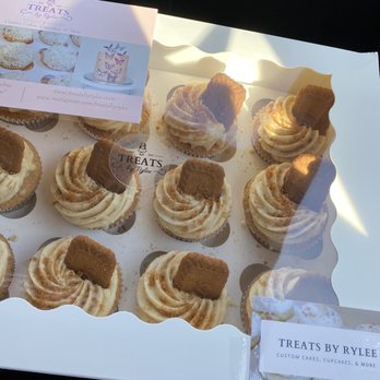 Treats by Rylee - One dozen cupcakes- Biscoff and caramel - Desserts Near Me Treats by Rylee - One dozen cupcakes- Biscoff and caramel - Desserts Near Me