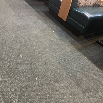 Black Bear Diner Olathe - Unkempt floor - Diners Near Me - Olathe, Kansas