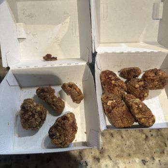 Taco Bell - Well, supposedly chicken nuggets, ? - Fast Food Near Me - Riverside, California