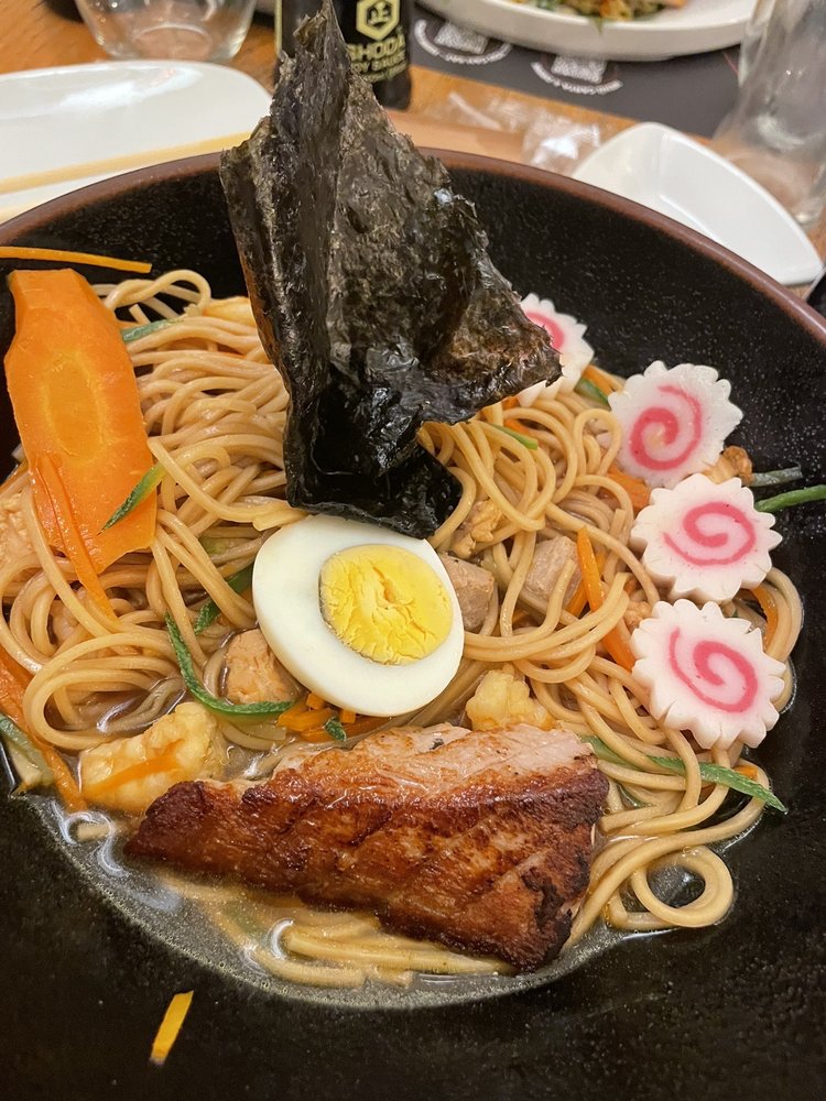 BANZAI SUSHI Corso Vittorio Emanuele 232, Salerno, Italy Japanese