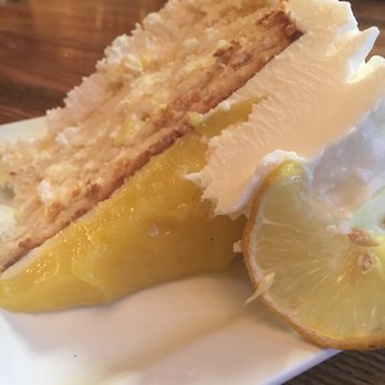 Gusto Italian Grill & Bar - Bars Near Me - Moncton, New Brunswick