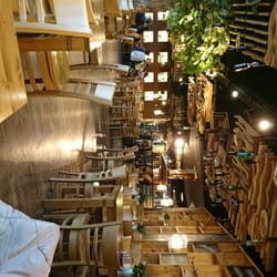 Möbel Höffner - Restaurantsraum