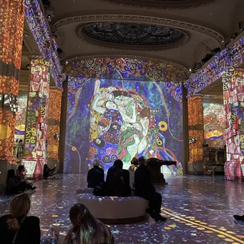Hall des Lumières - Art Museums Near Me - New York, New York Hall des Lumières - Art Museums Near Me - New York, New York