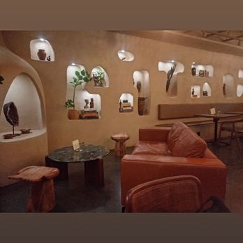 TAP IN - Ambiance 10/10 - Cocktail Bars Near Me - Minneapolis, Minnesota