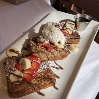 Moderne Barn Restaurant - French toast * instagram: @gmeysfood - New American Near Me - Armonk, New York Moderne Barn Restaurant - French toast * instagram: @gmeysfood - New American Near Me - Armonk, New York