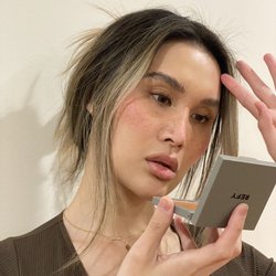 Karimi - AFTER KARIMI BROWS WITH JUST BROW FREEZE WAX