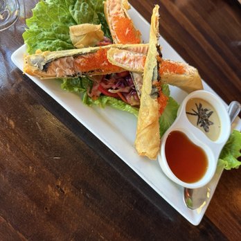 Rustic Spoon - Valley Village - Salmon rolls - Thai Near Me - Valley Village, California